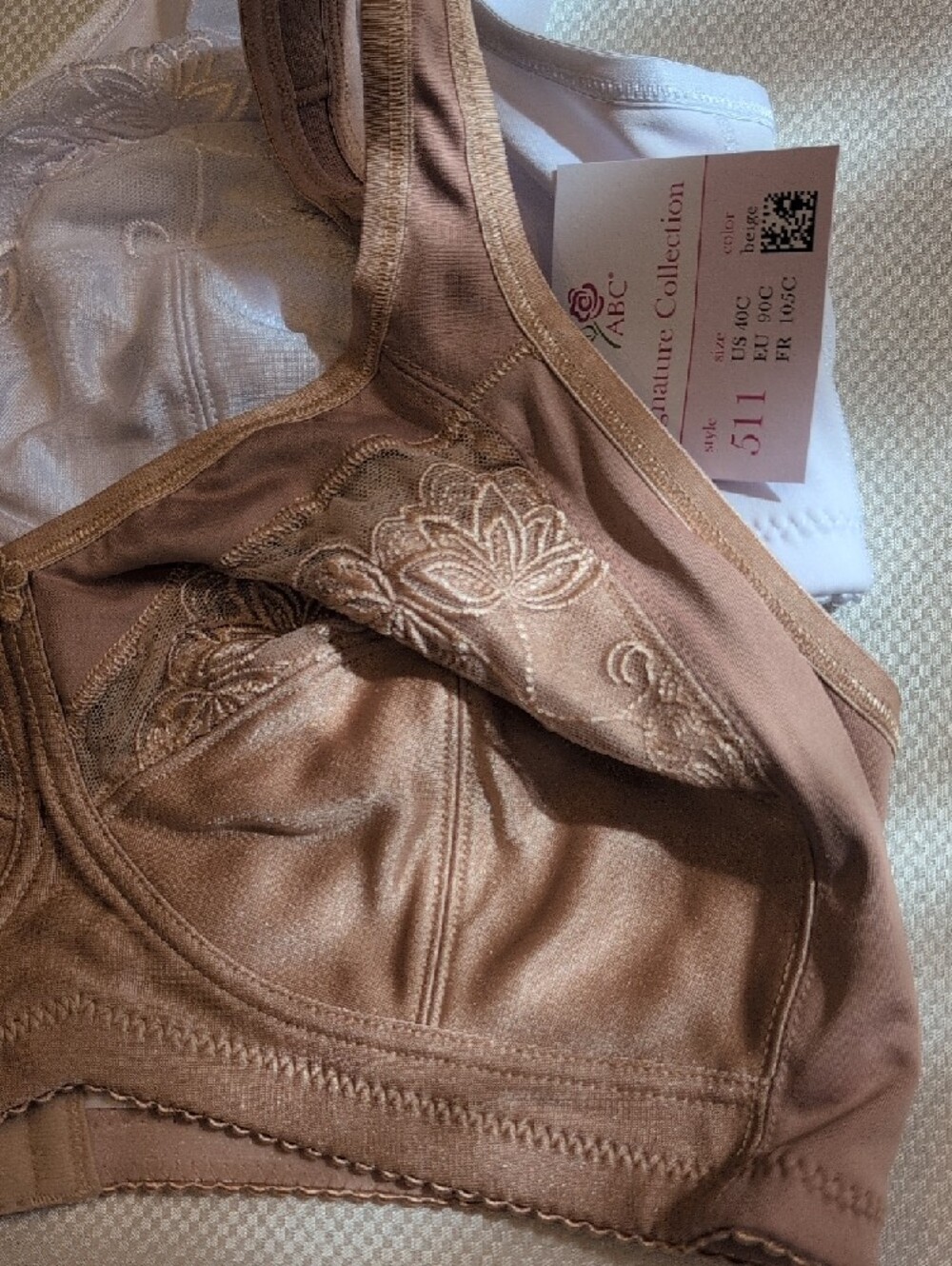 MASTECTOMY BRAS.  ABC SIGNATURE COLLECTION. - Picture 2 of 4